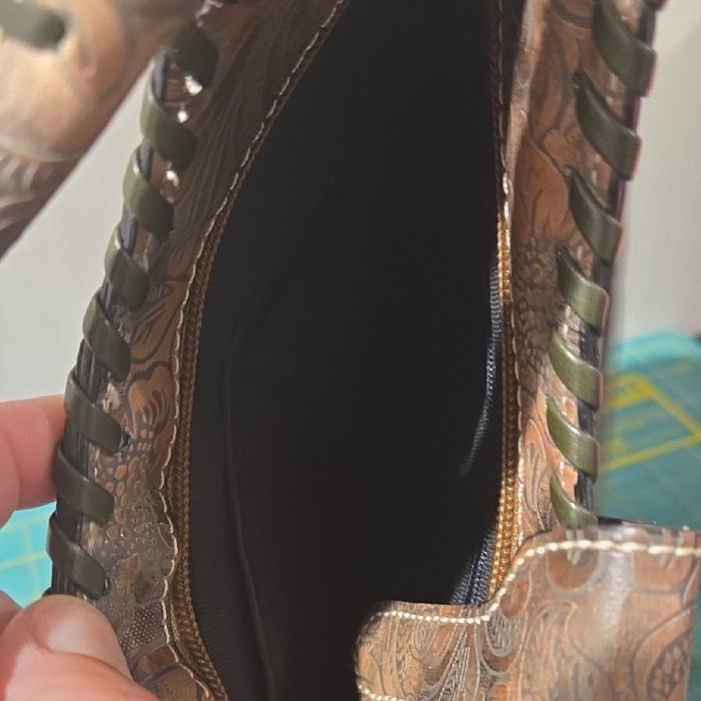 Source Unknown Brown Patterned Hobo Bag - image 7